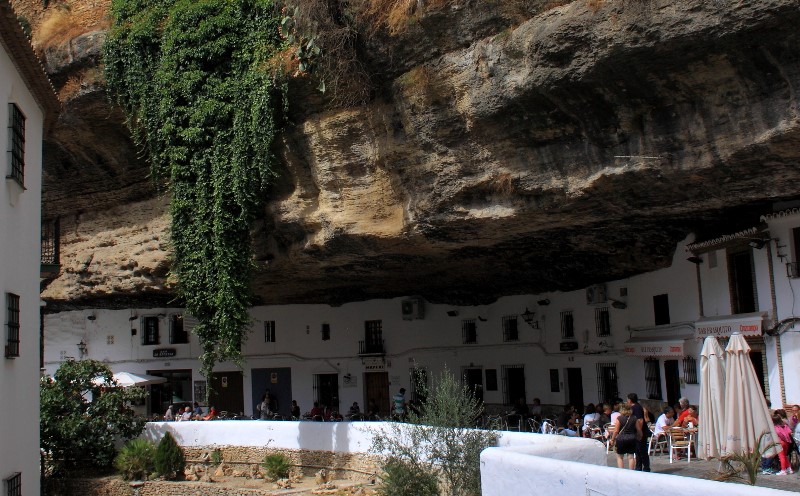 Setenil de las Bodegas