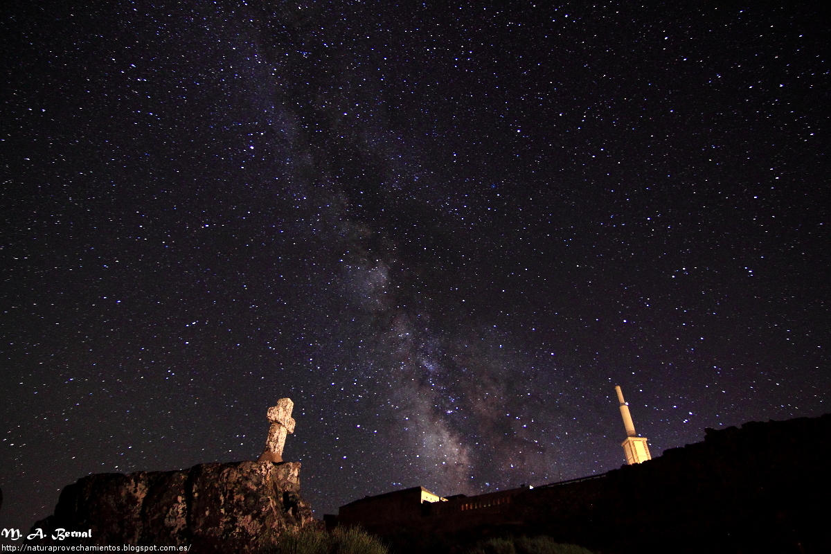 Nocturna Via láctea Peña Francia Salamanca