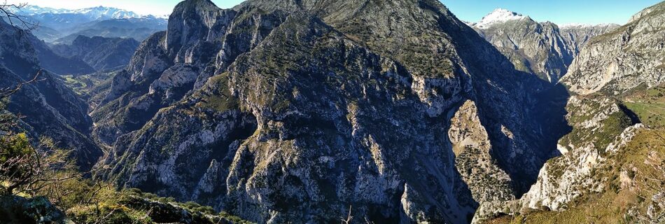 Desfiladero La Hermida Cantabria
