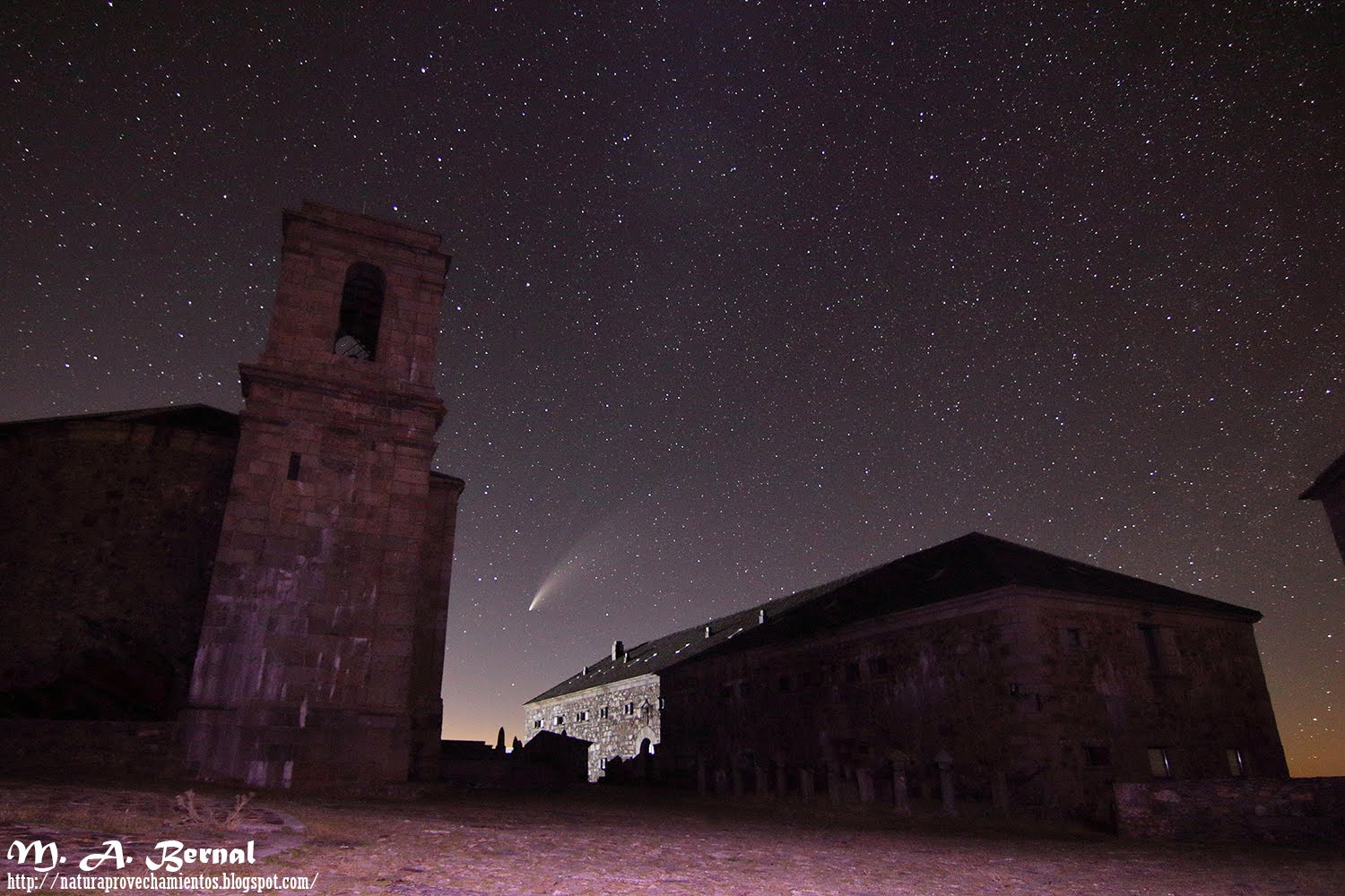 Cometa NEOWISE Peña Francia