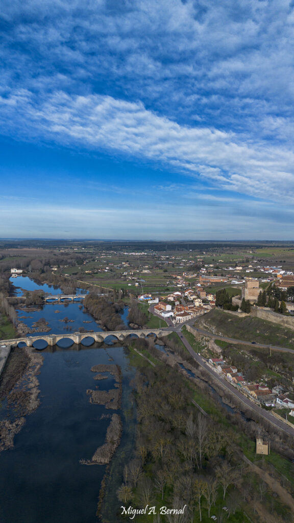 Vista aérea rio Águeda Ciudad Rodrigo