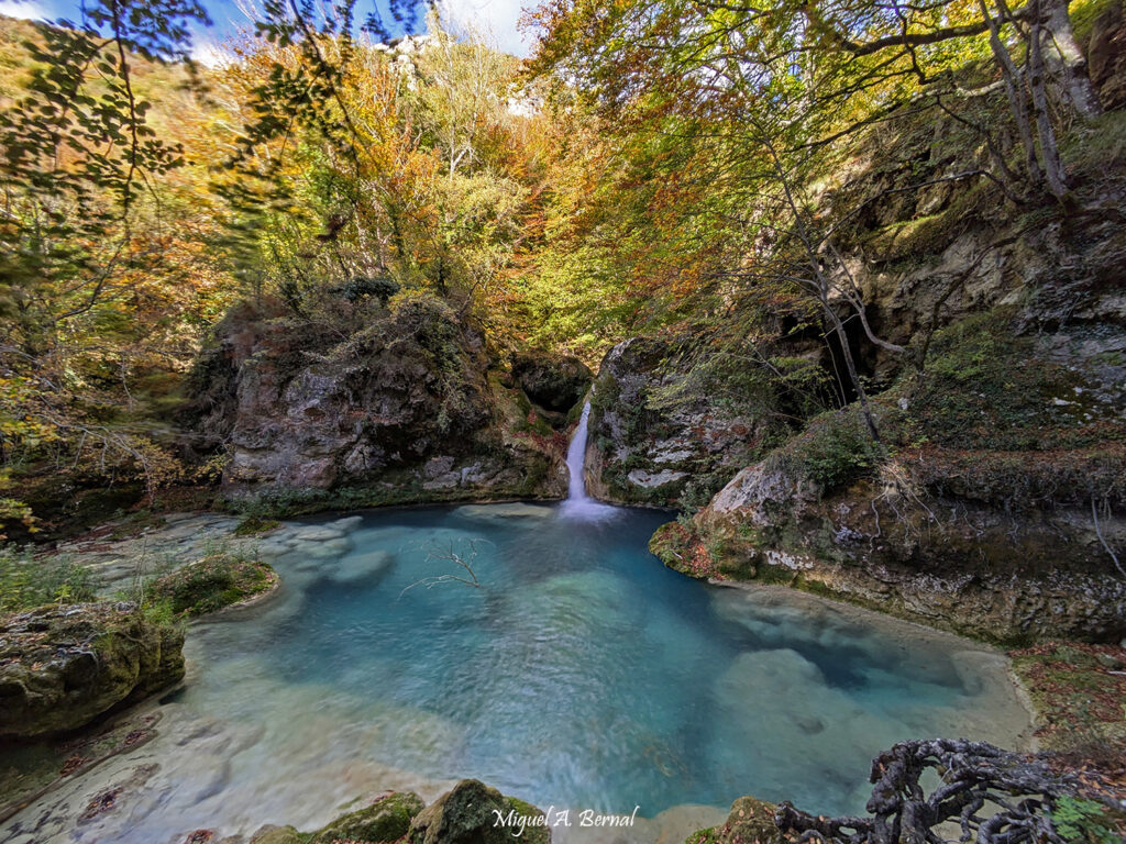 Nacedero del Urederra Navarra