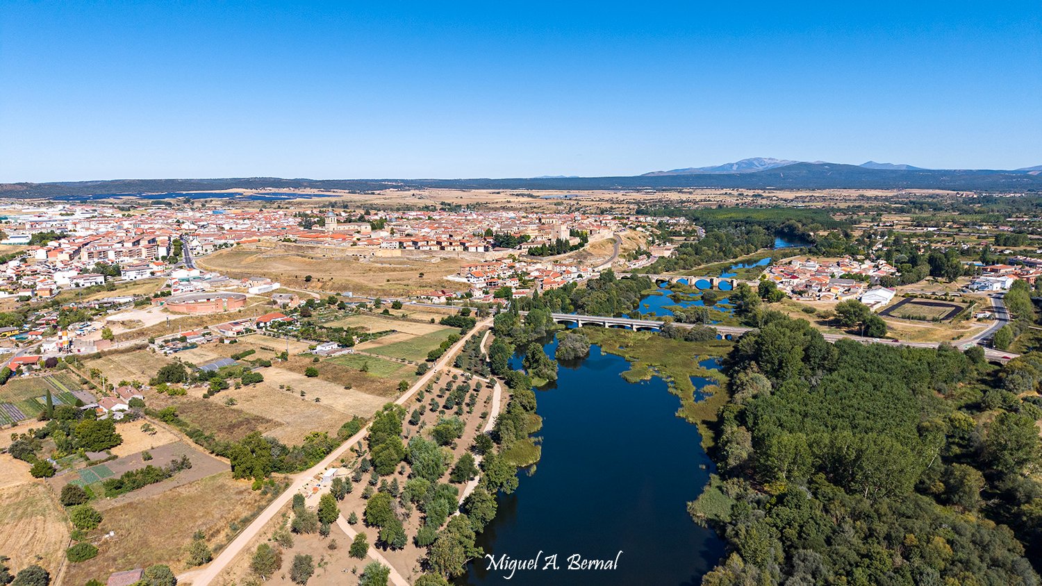 La Moretona del Río Águeda desde dron en municipio salmantino de Ciudad Rodrigo
